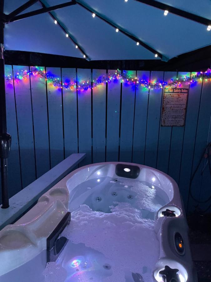 Bankhead Accommodation With Hot Tub Aberdeenshire Gamrie ภายนอก รูปภาพ