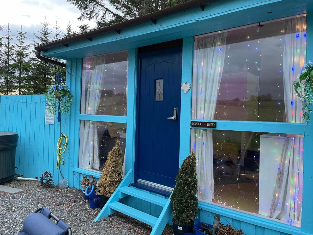 Bankhead Accommodation With Hot Tub Aberdeenshire Gamrie ภายนอก รูปภาพ